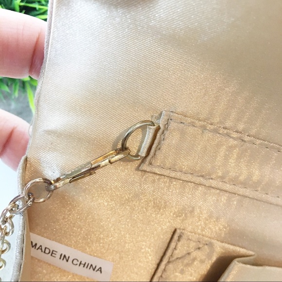 Prom / wedding Elegant bow tie clutch gold fabrics - Picture 8 of 8